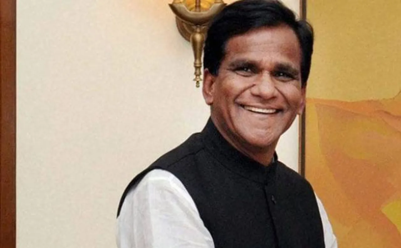 Opposed to separate Marathwada: Maharashtra BJP chief
