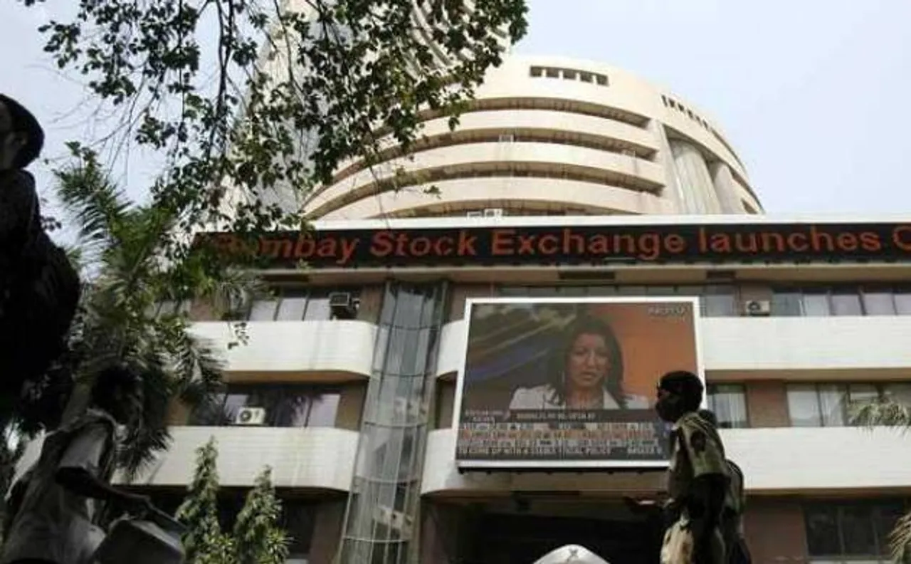 Sensex, Nifty end at 3-week low on profit-booking