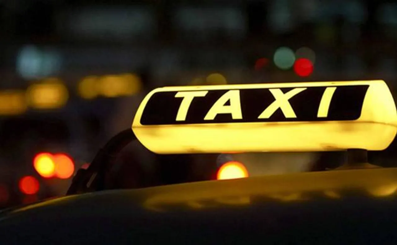 15,000 taxi owners continue strike for second day in Goa