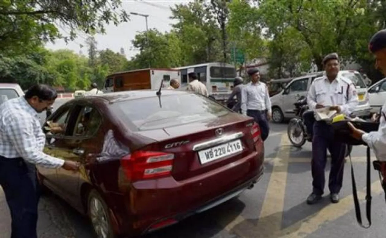 2nd phase of odd-even begins in Delhi, roads see fewer cars