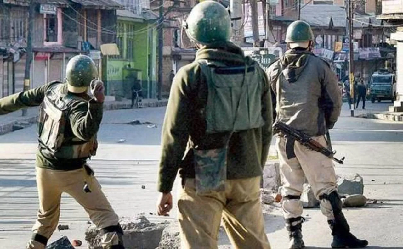  Handwara protest: One killed, 3 injured in firing by security forces in Kashmir