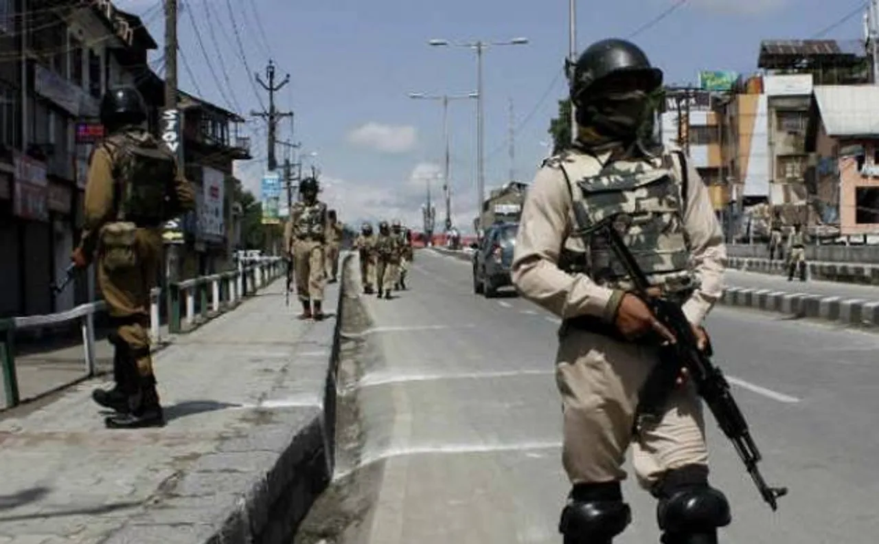 Restrictions remain in force in Kashmir