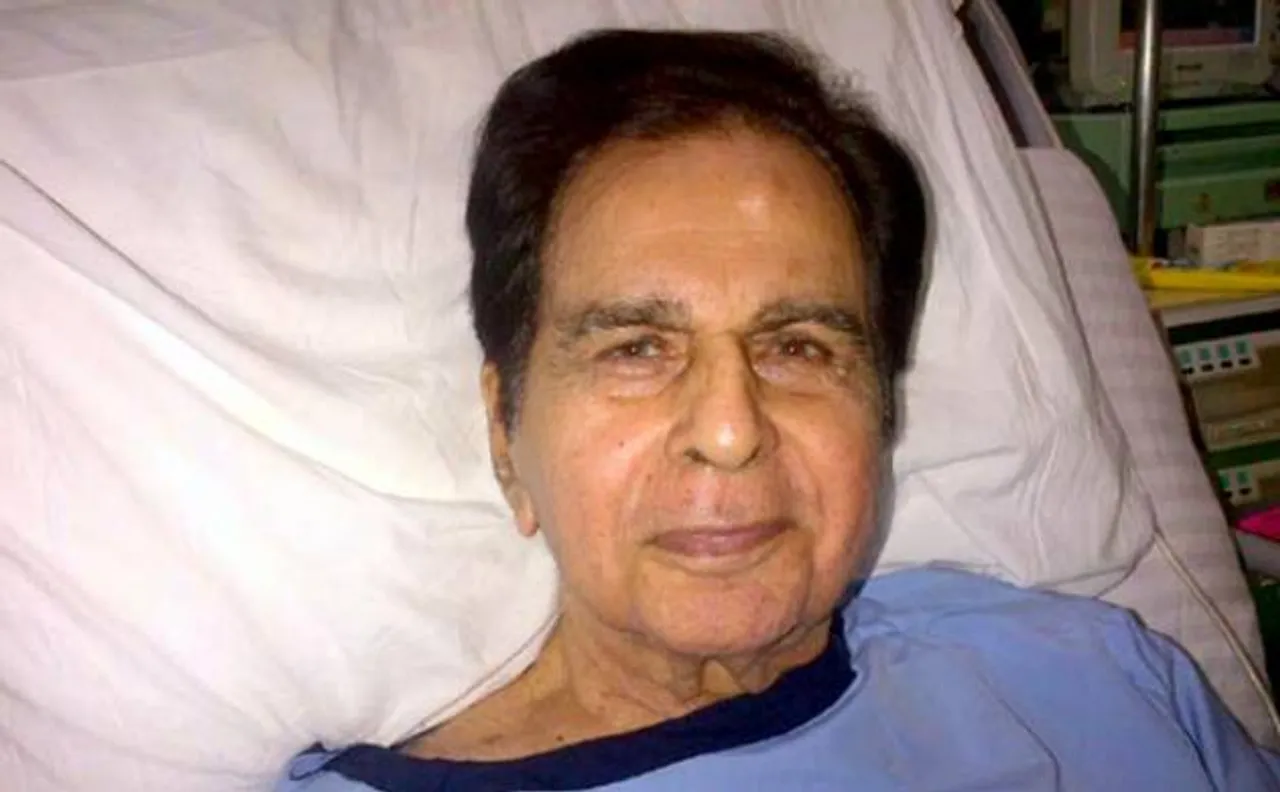 Veteran actor Dilip Kumar hospitalised in Lilavati hospital