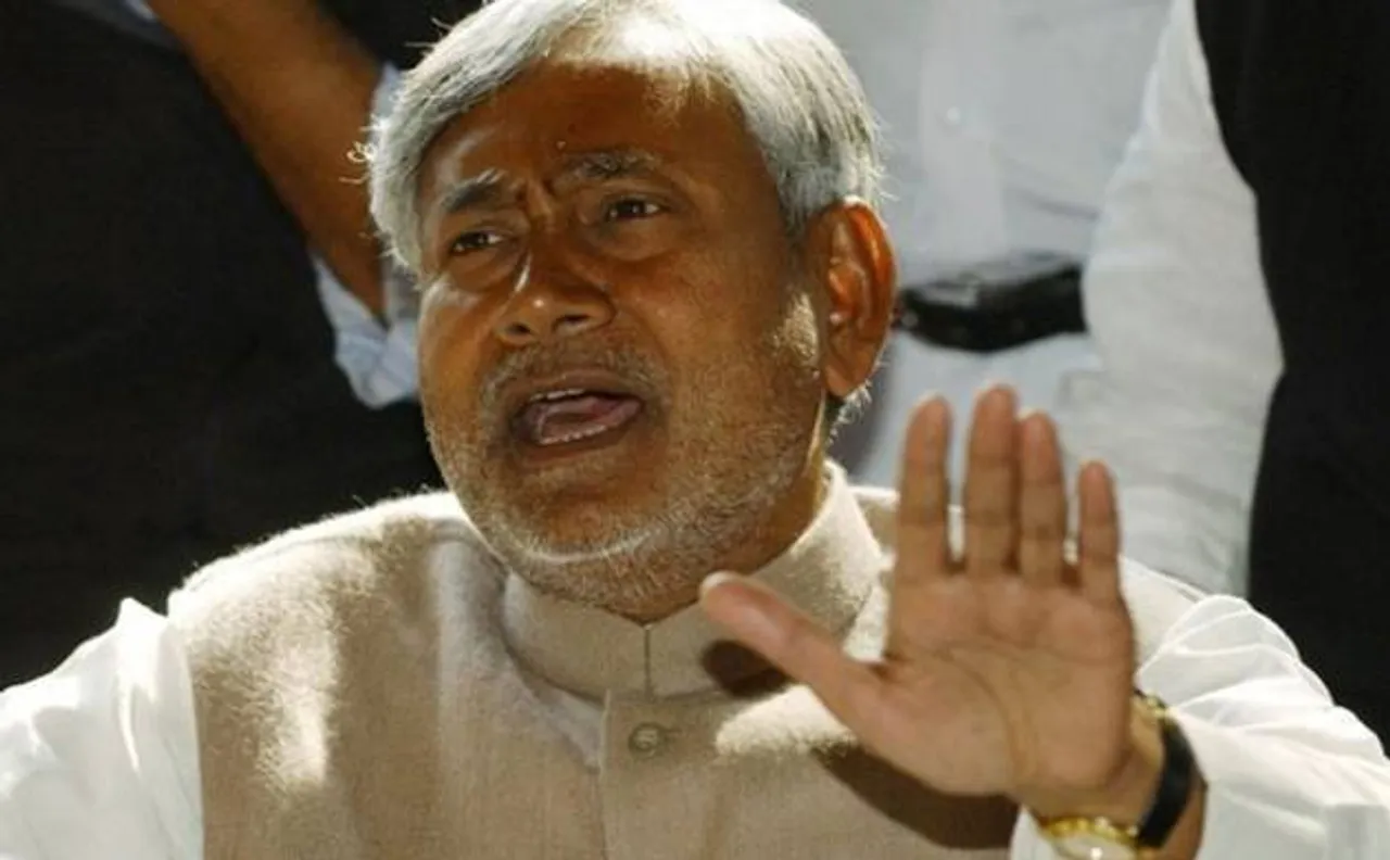 Congress backs Nitish's call for RSS-free India, BJP hits back