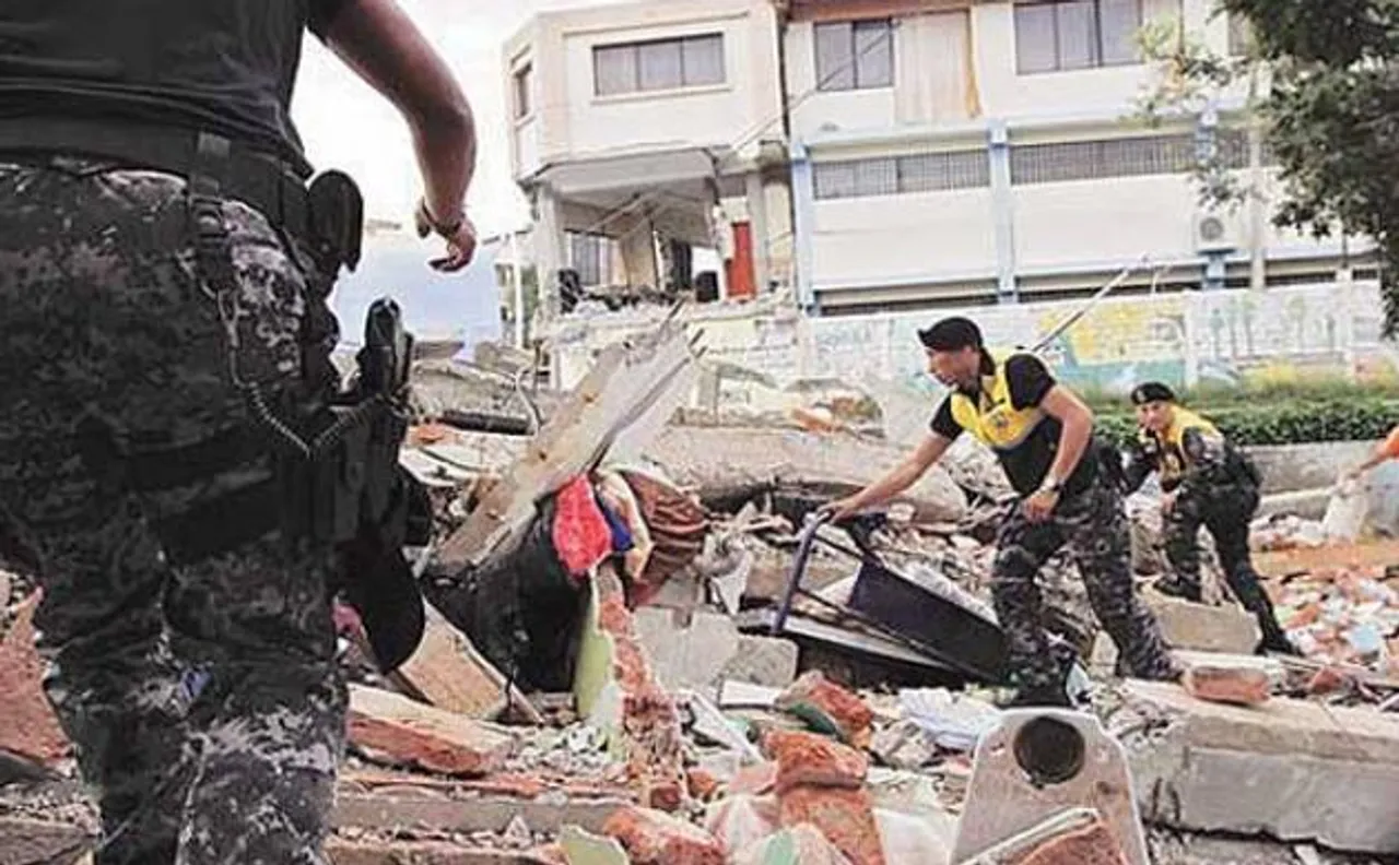 Ecuador earthquake death toll â€˜certainlyâ€™ rise to 272
