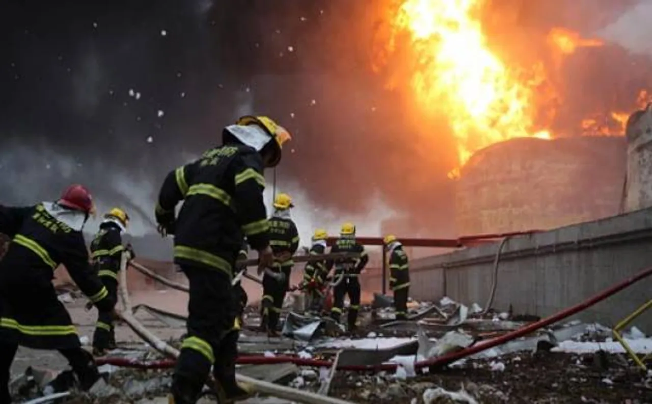 Blast at Mexico oil plant kills three, injures 58