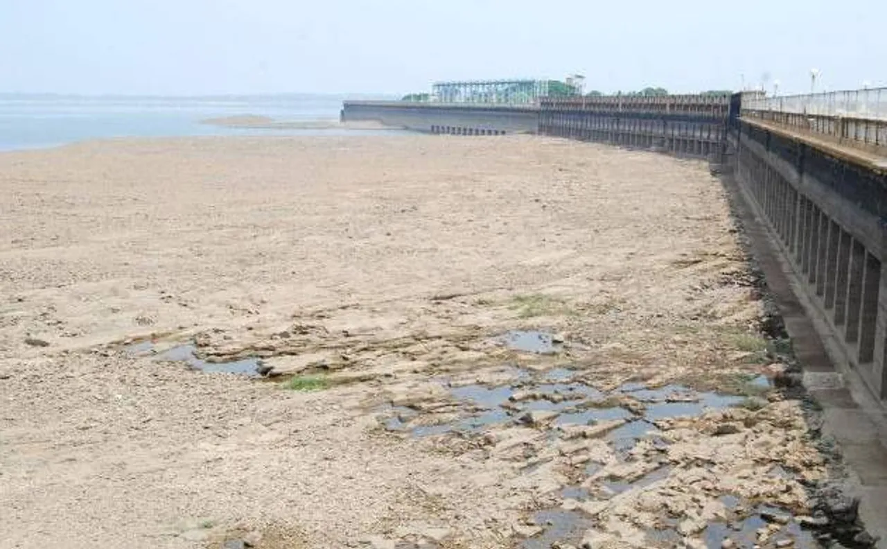 Water level in 91 major reservoirs across India dips to 22%