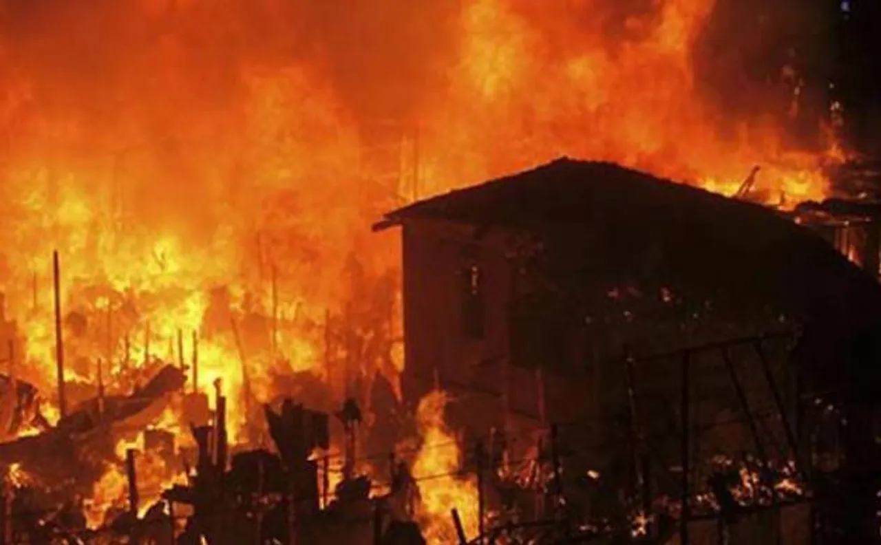 Two children burnt to death, 250 houses gutted in fire