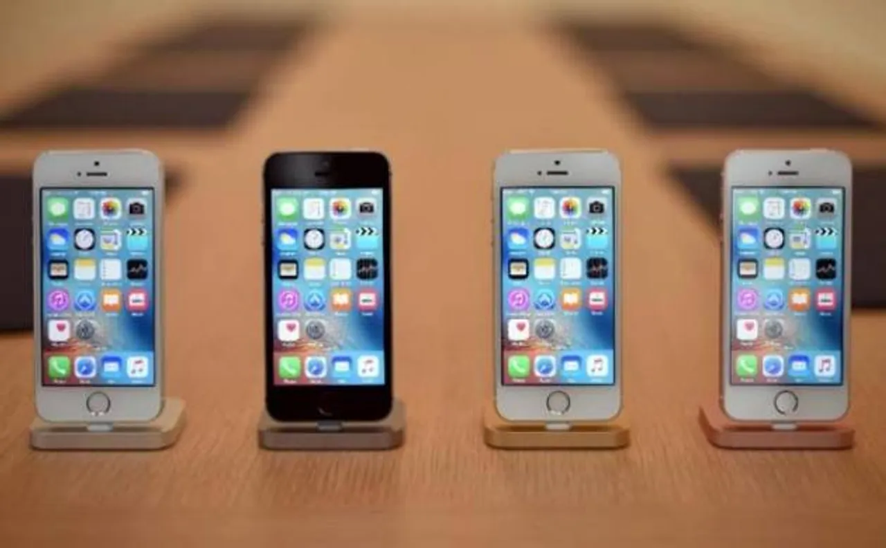 First time ever, Apple iPhone registers decline in sales