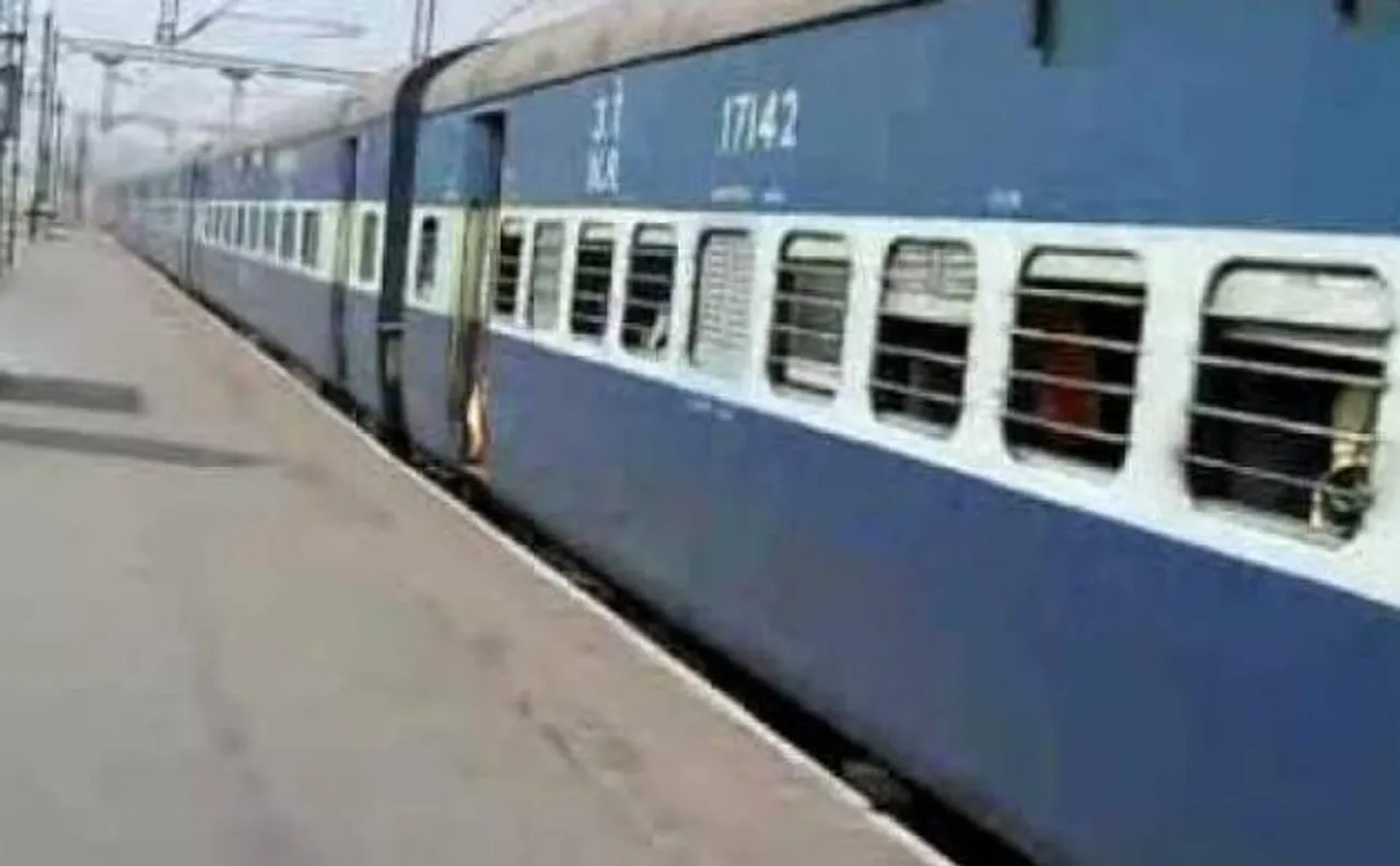 Padmavat Express derails near Hapur; many injured