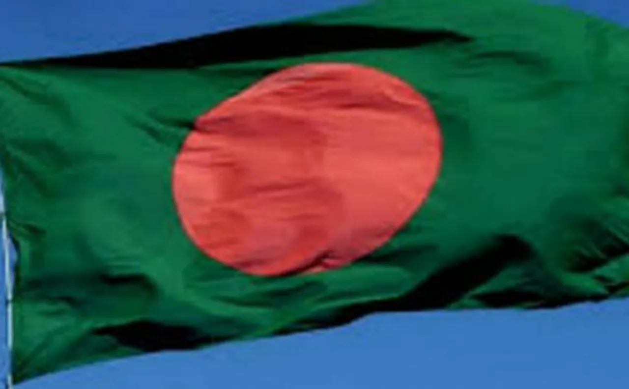 Bombs hurled at Christian family in Bangladesh; 2 injured