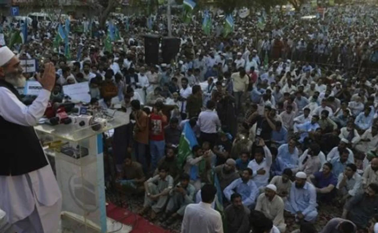 Bangladesh capital on alert ahead of war crimes verdict