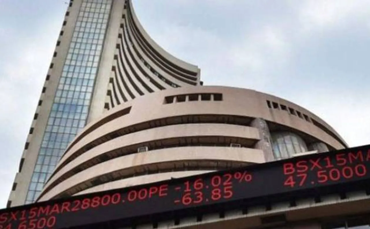 Sensex keeps its chin up, bounces 126 pts on value-buying