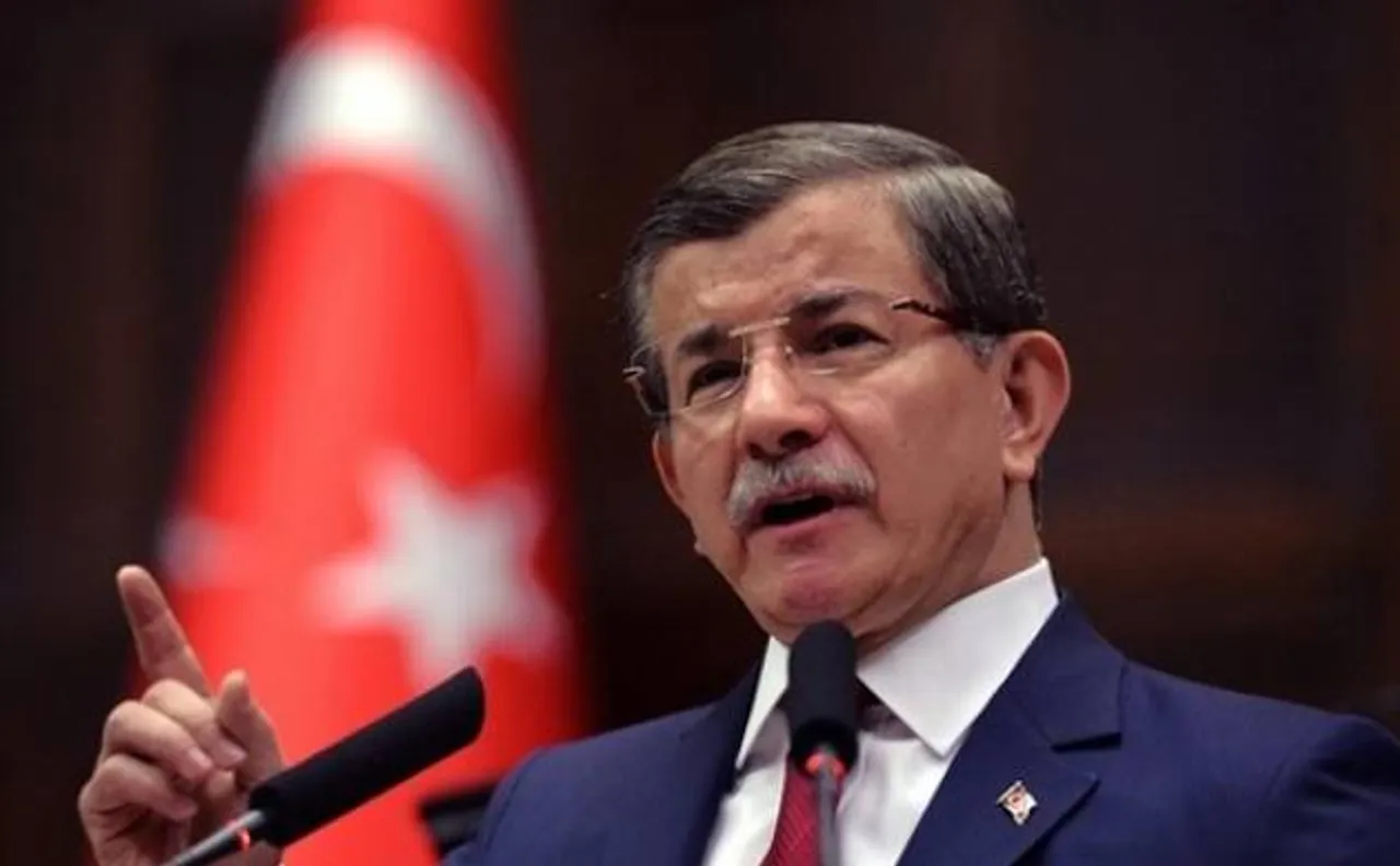 Turkey PM to quit as Erdogan tightens grip