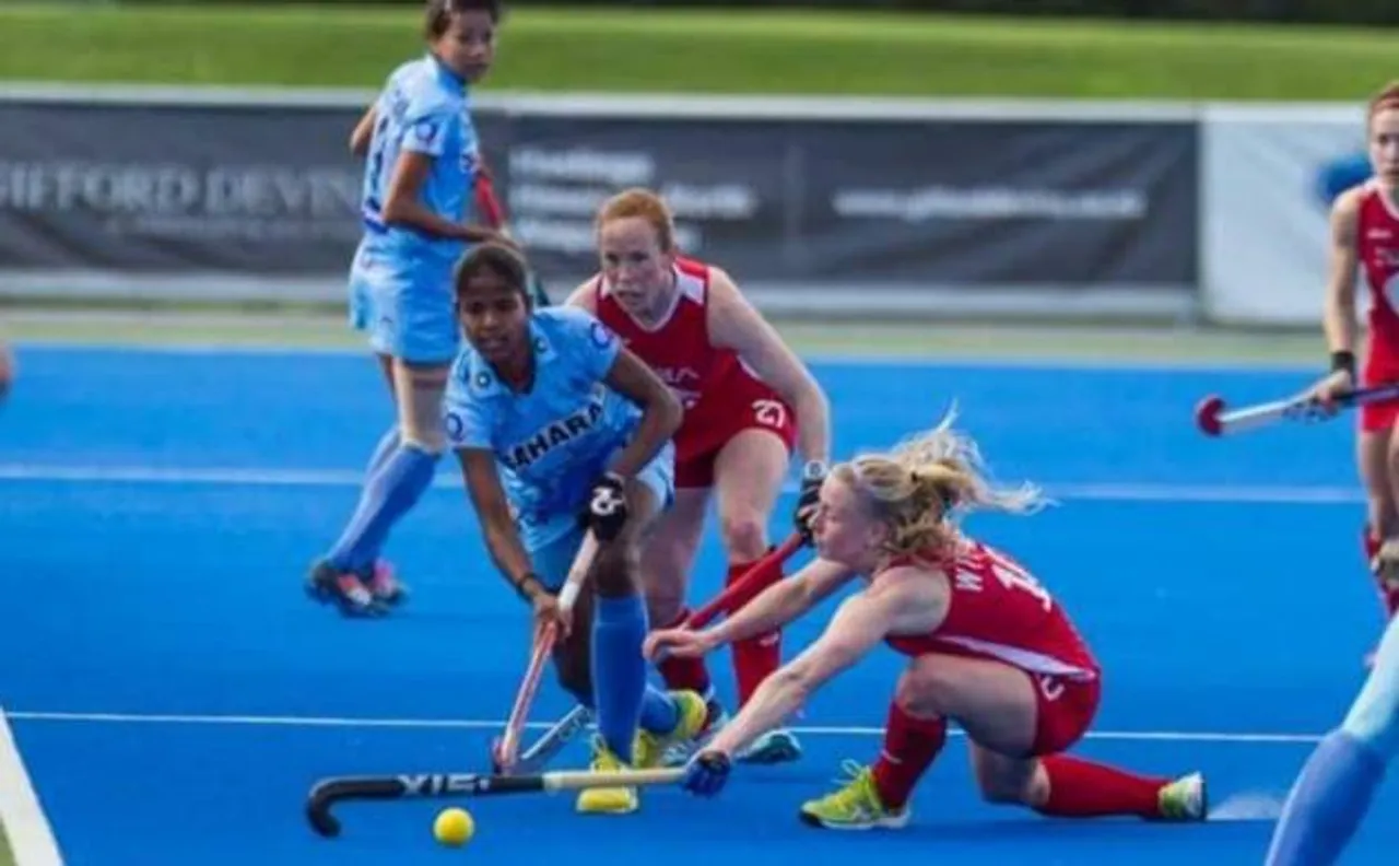 Indian eves lose 1-2 to Britain in hockey