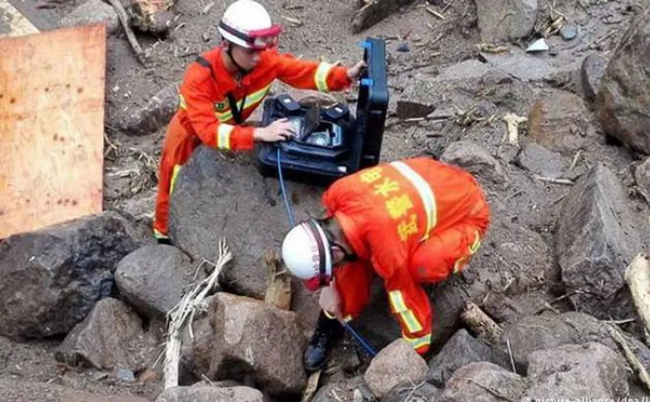 41 missing after landslide buries hydro project site in China