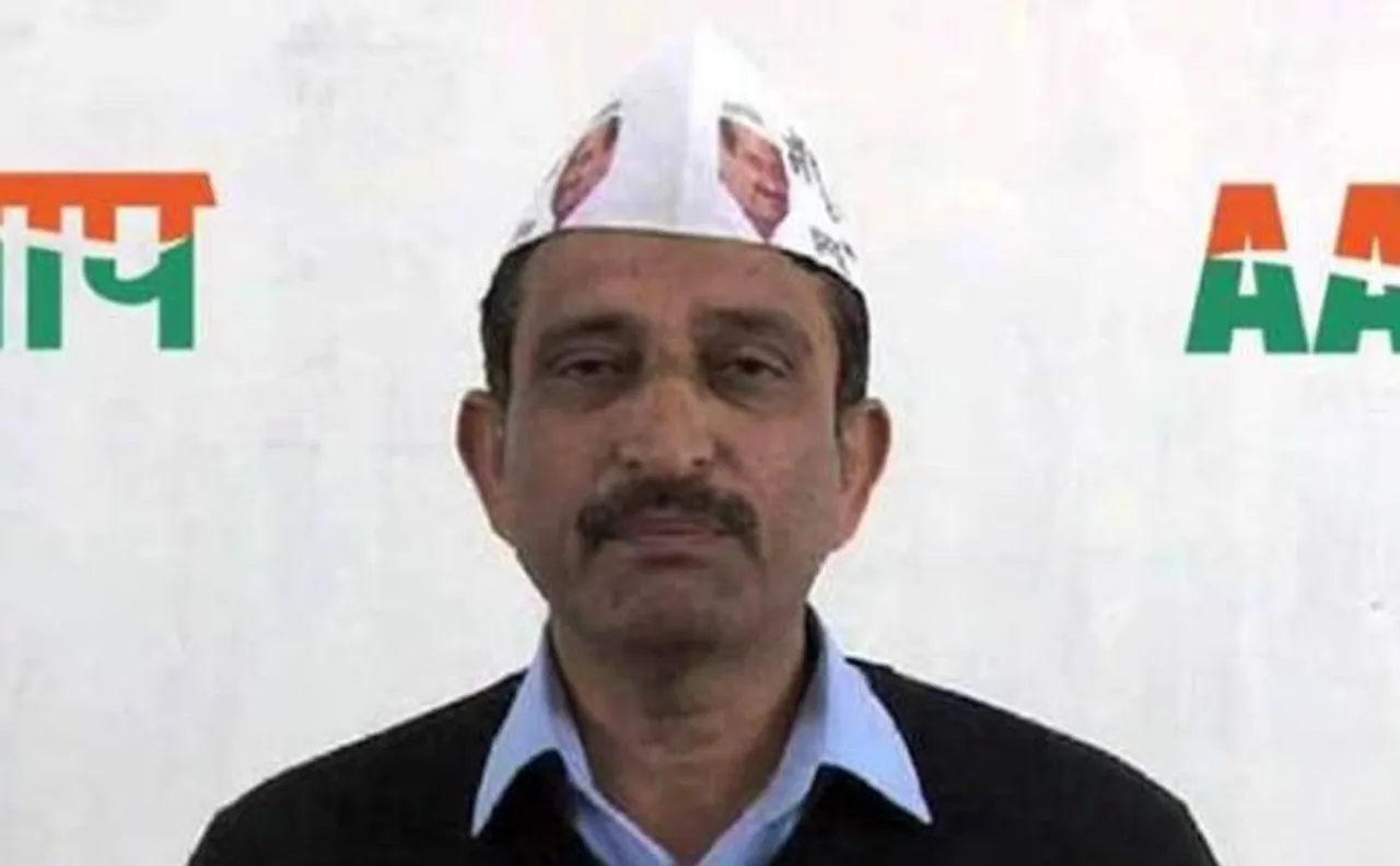 AAP MLA, two others injured in attack by unidentified persons