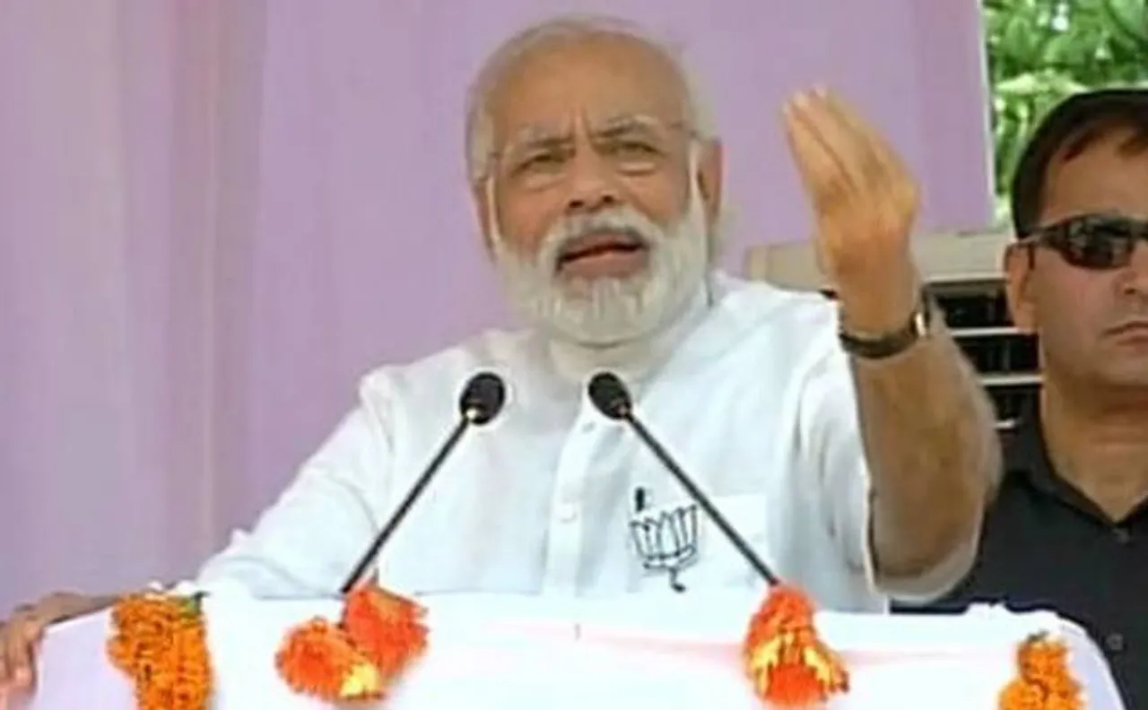 Congress, Communist parties enacting drama in Kerala: Narendra Modi