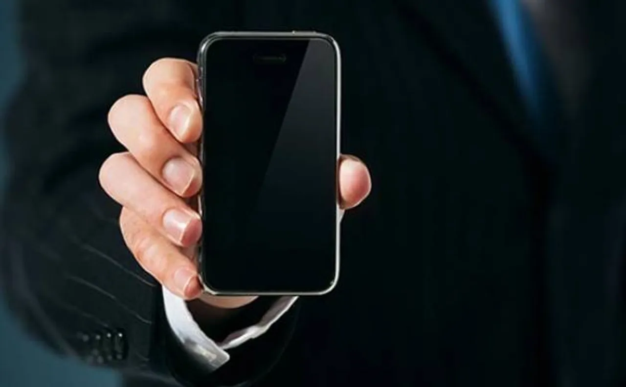 Excessive use of cell phones may put leave you hyperactive: study
