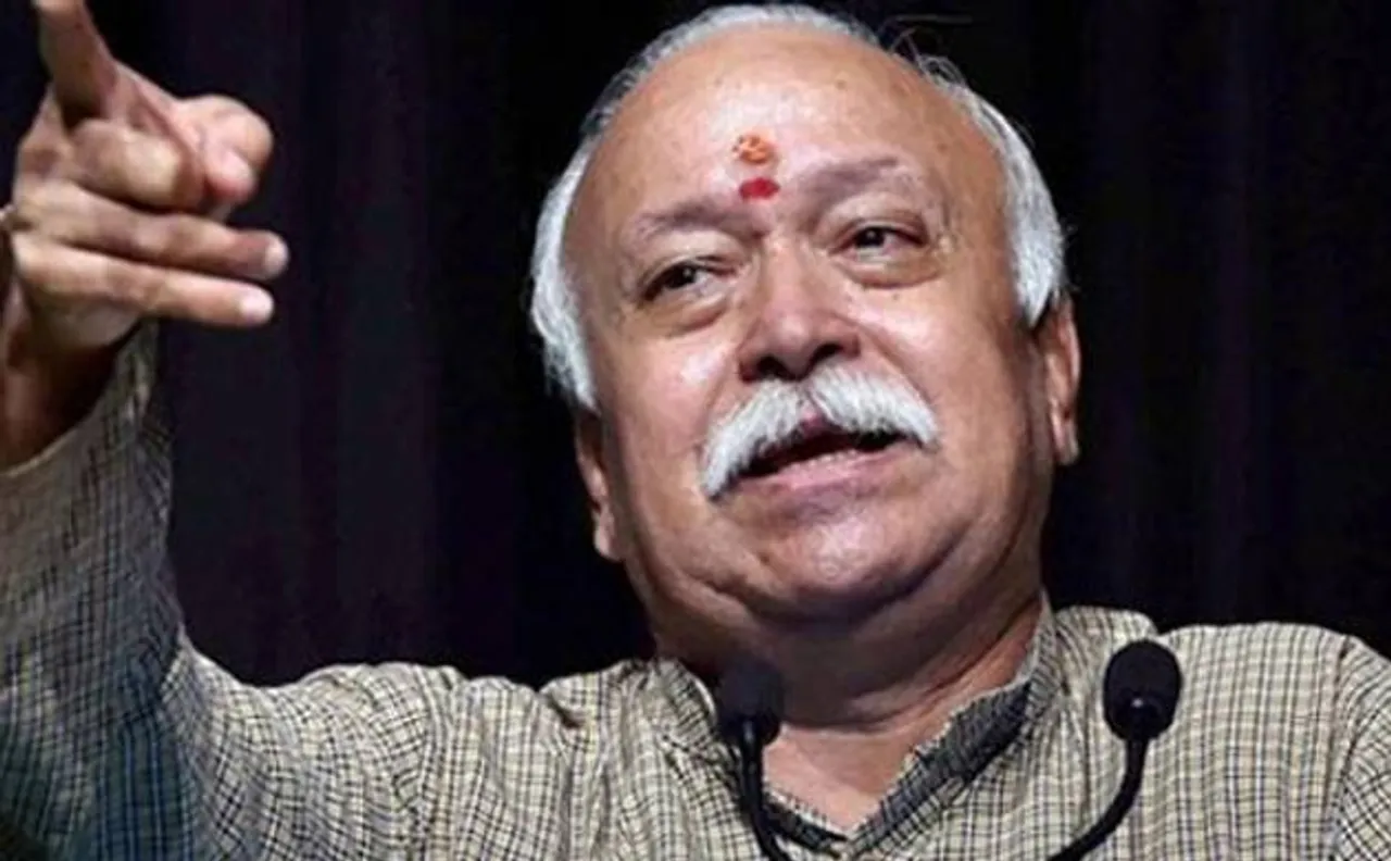 Bhagwat takes dip at Kumbh with members of tribal communities