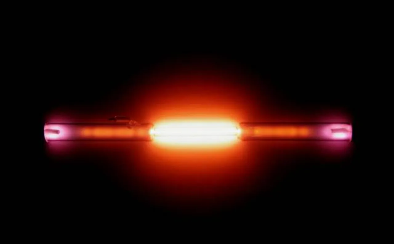 Australian researchers build world's first scanning helium microspace