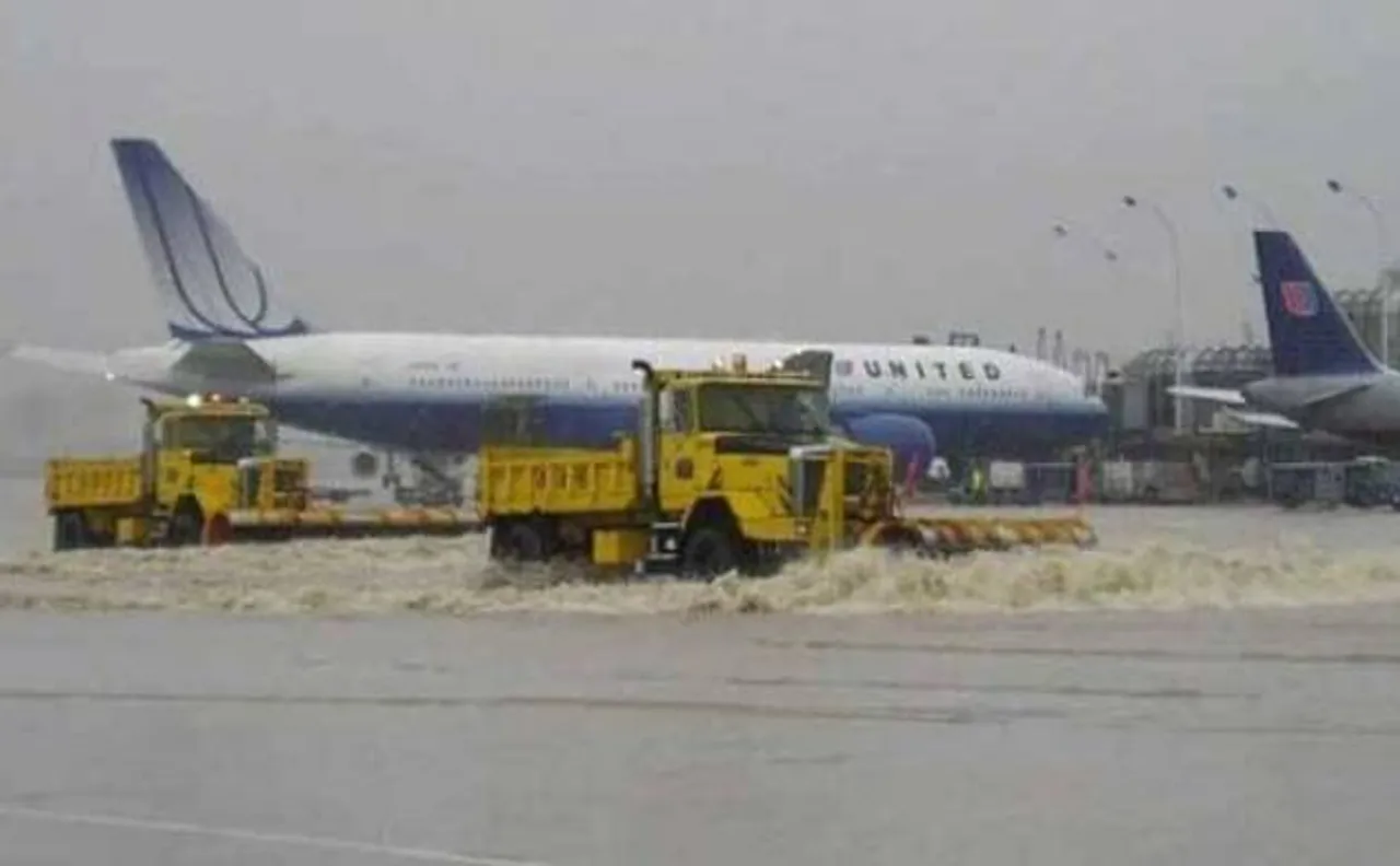 8 killed, thousands flee as rains wreck havoc in Sri Lanka