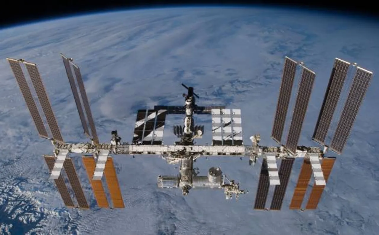 NASA: ISS makes 100,000 orbit of Earth, equivalent to 10 round trips to Mars