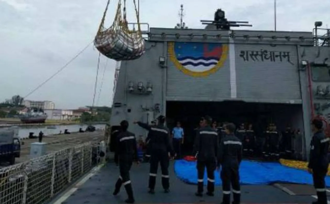 India sends ships with relief material to cyclone-hit Lanka