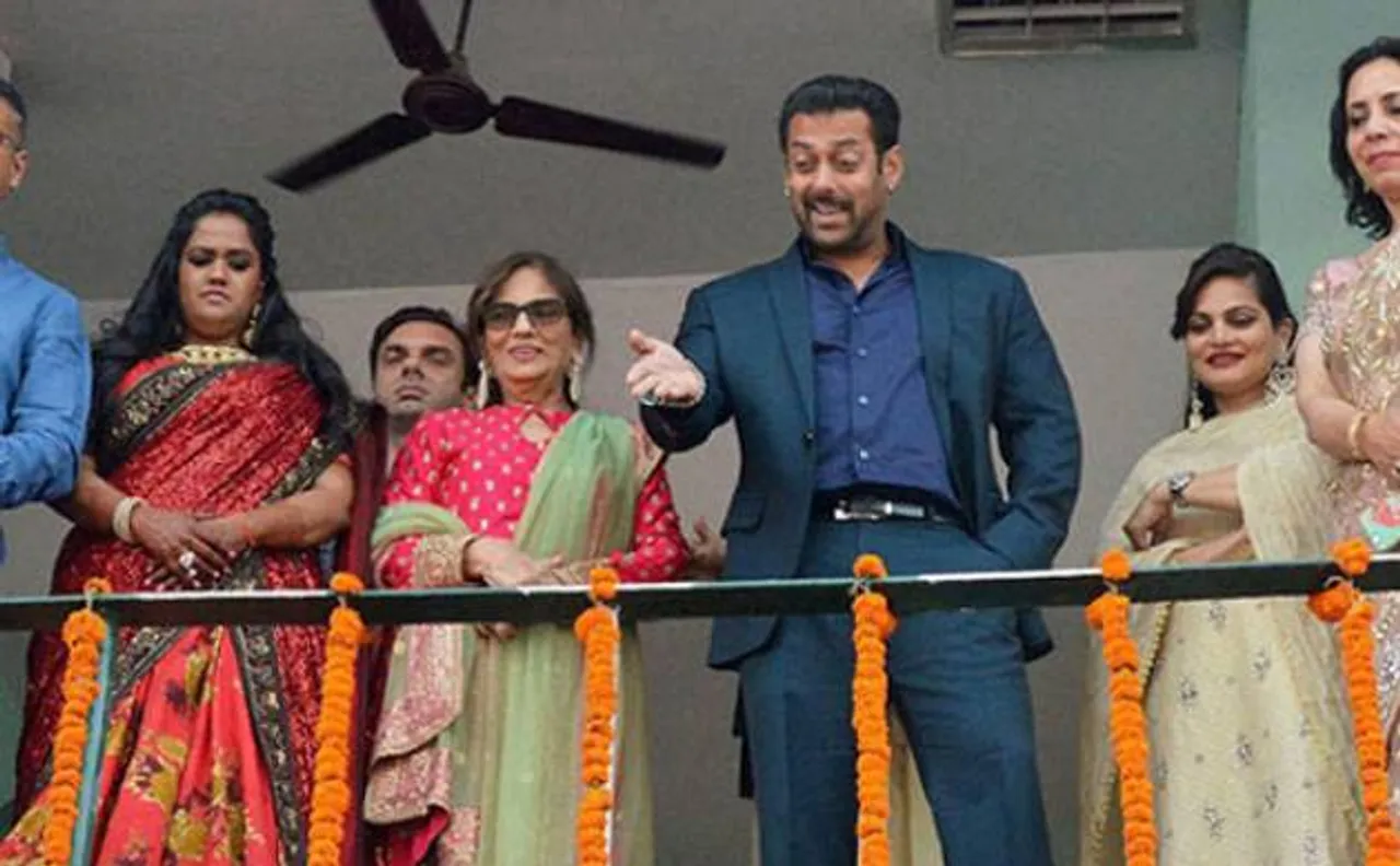 Donâ€™t worry Salman Khan will tweet his wedding date soon