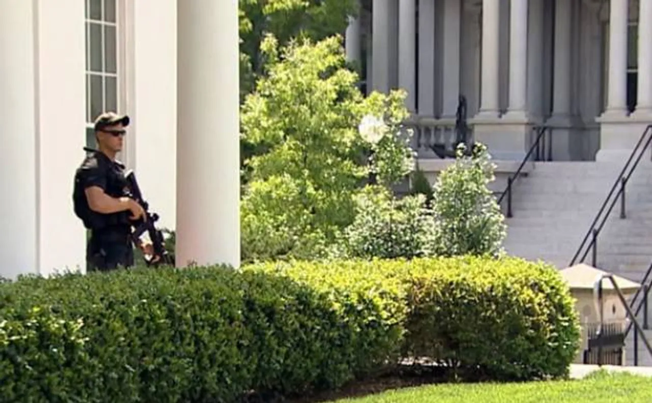 White House on lockdown after police report shooting nearby