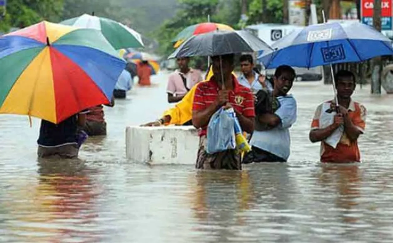 71 killed, 127 missing in Lanka floods, foreign aid reaches