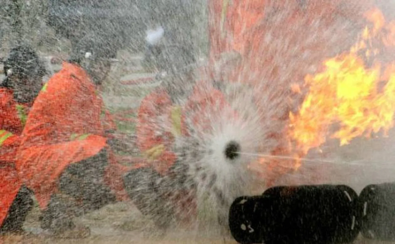 Thai school dormitory fire mishap: 17 girls dead 