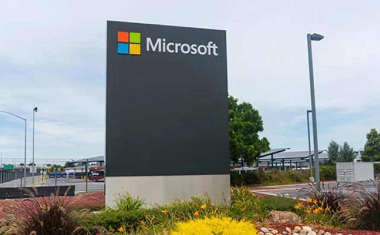 Microsoft to end smartphone manufacturing: union