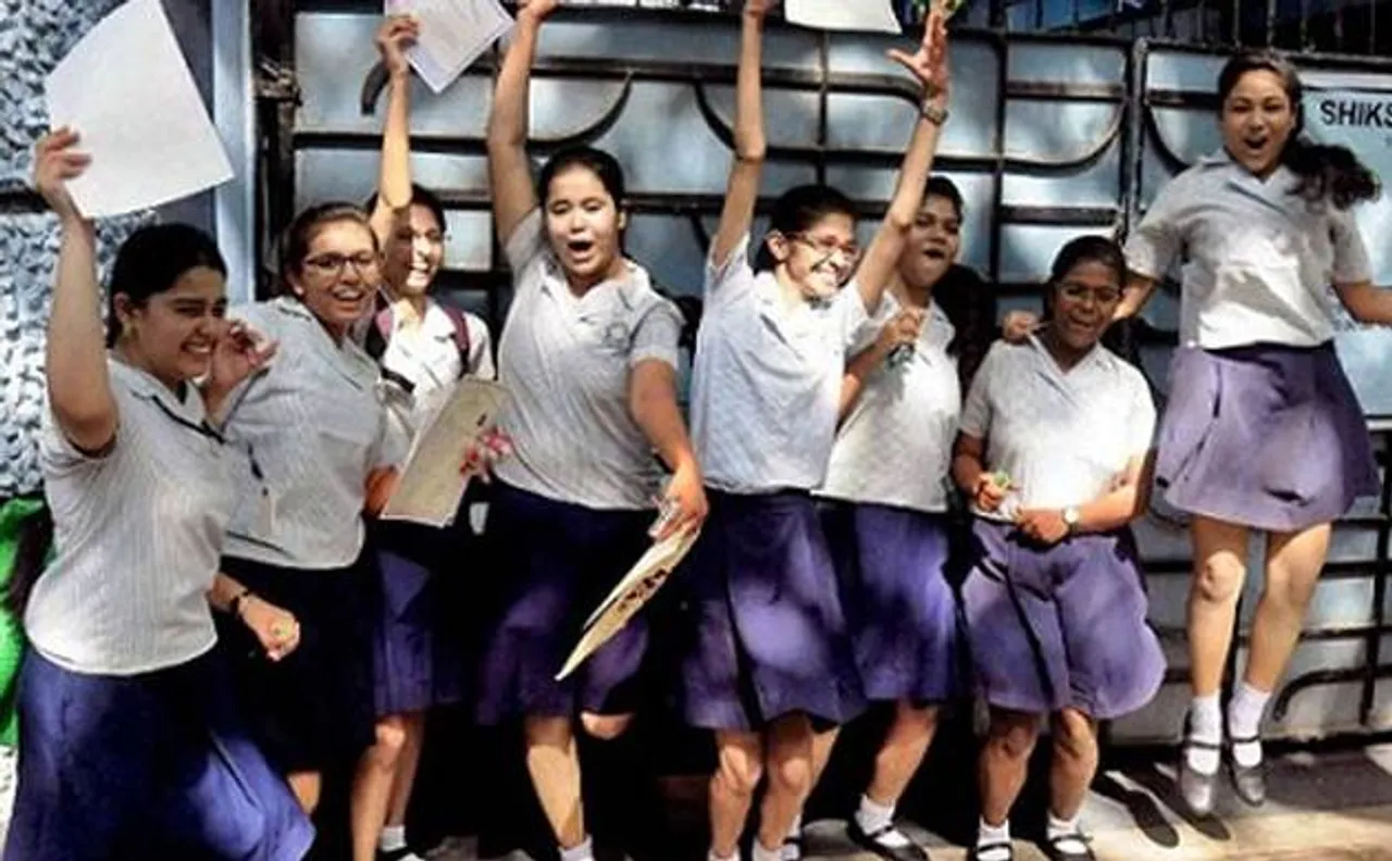 CBSE class 10th results 2016 declared: Steps to check your results at www.cbseresults.nic.in, www.cbse.nic.in