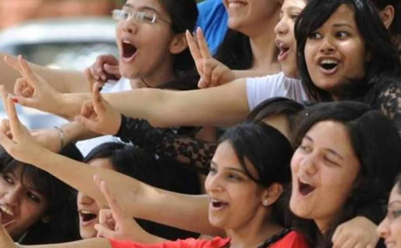 CBSE results: private schools outshine govt schools in Delhi