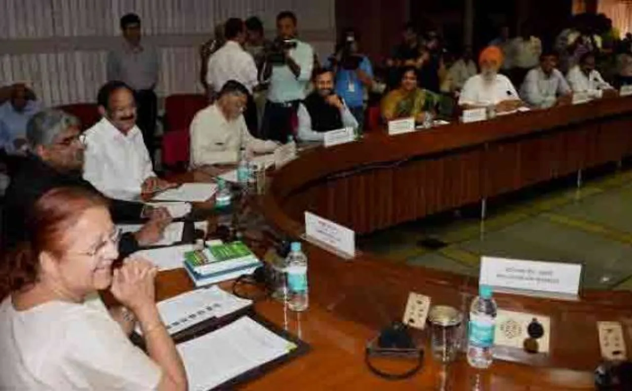 Itâ€™s official! Sumitra Mahajan has got Jaguar as her new car from Parliament secretariat
