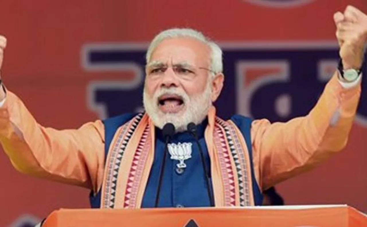BJP hits back at Sonia over Vadra's defence, Shahenshah remark 