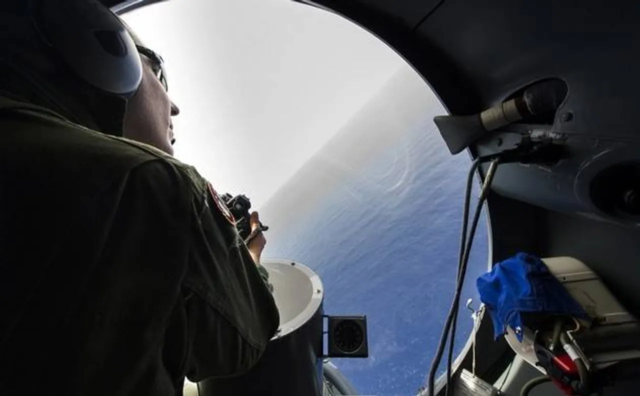 Signal detected from crashed EgyptAir plane's black box; breakthrough can help find cause of disaster