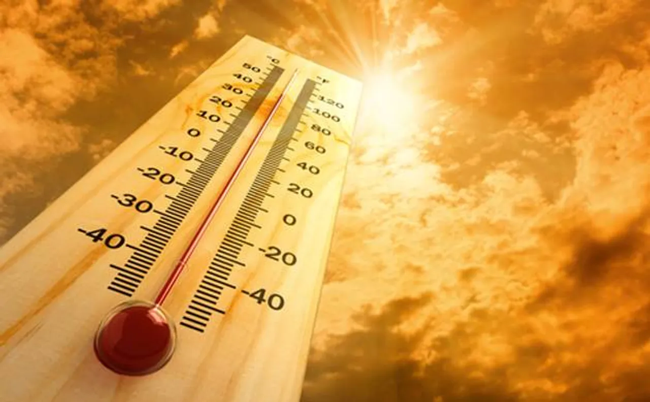 Scorching heat back in Delhi, maximum temperature rises to 43 degree Celsius
