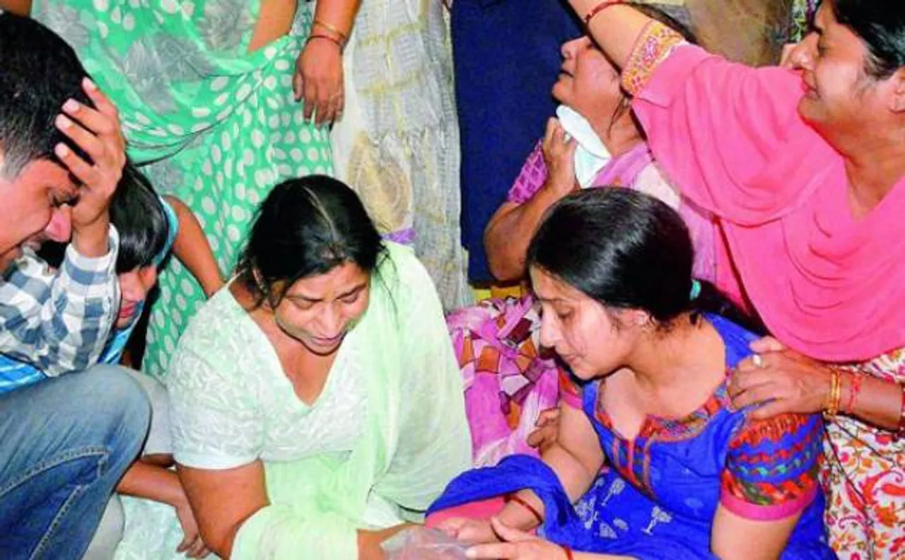 Mathura violence: SP's family demands CBI probe