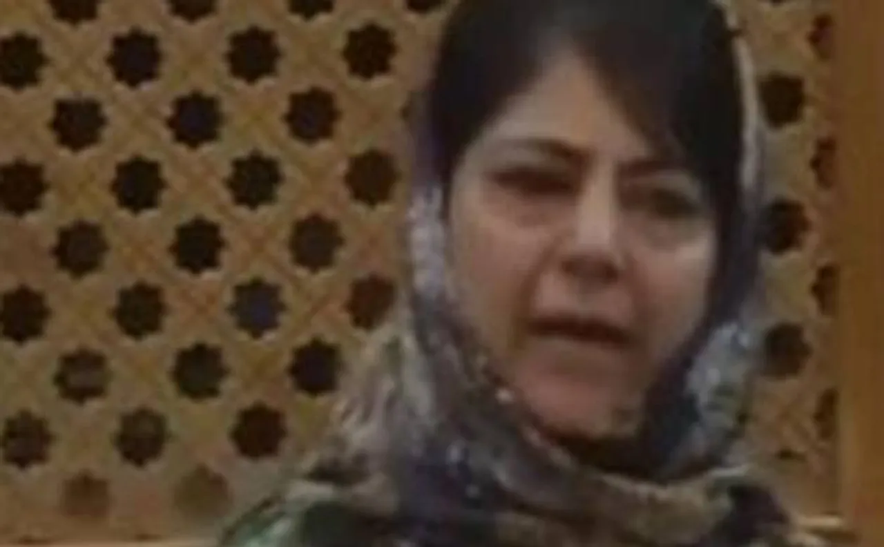 Mehbooba-Omar spar in Assembly over Sainik Colony issue