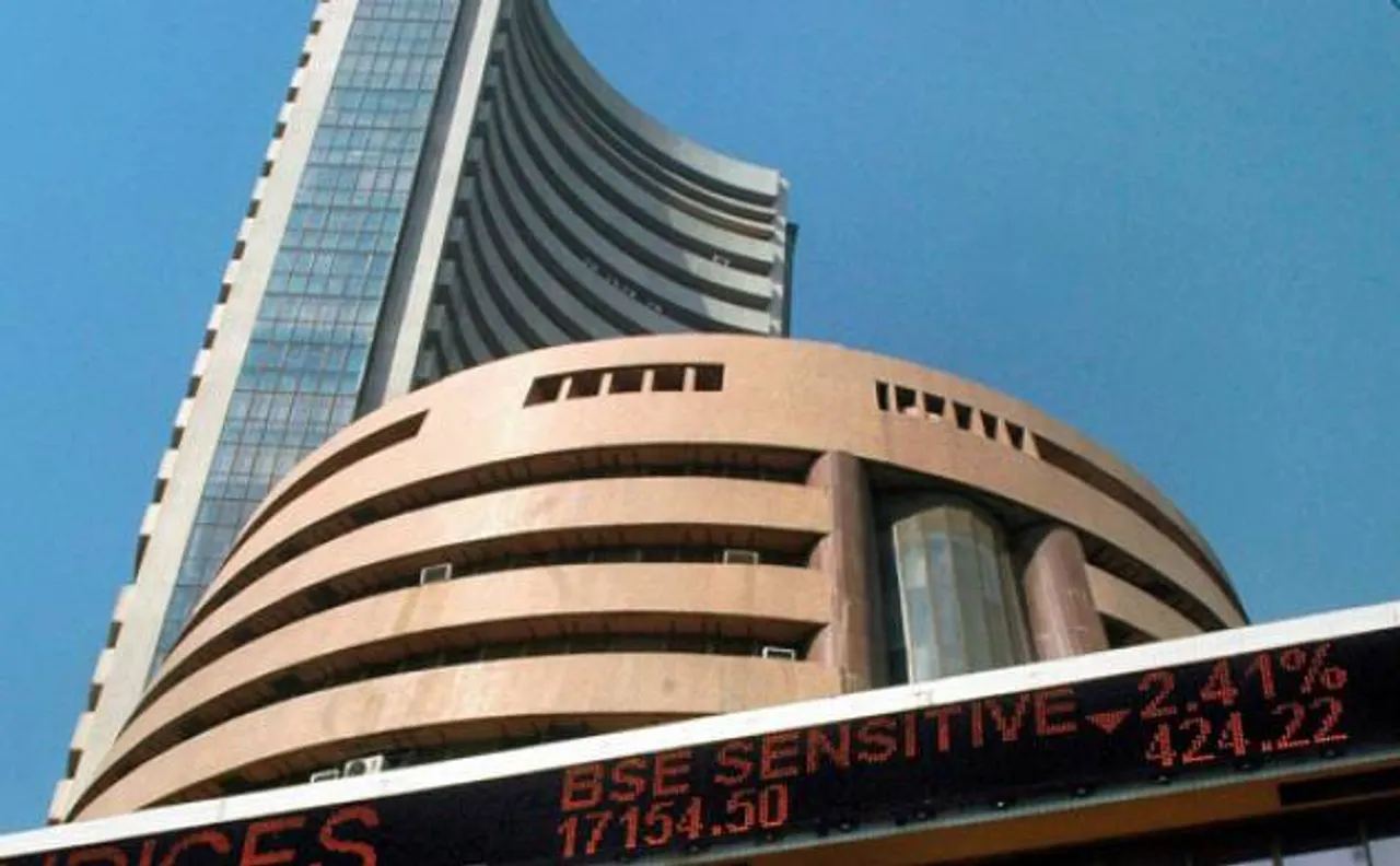 Sensex bounces 100 pts in early trade on positive global cues