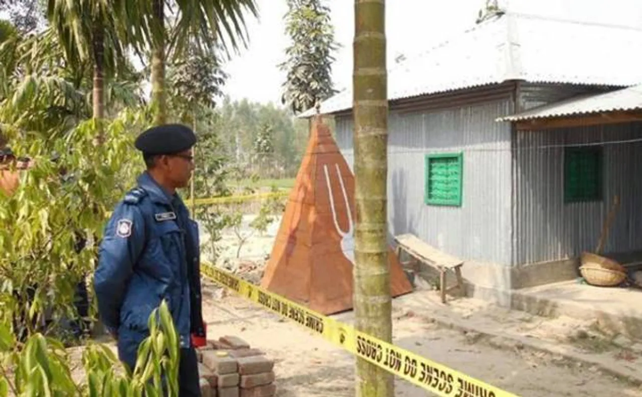 Hindu priest slaughtered in Bangladesh, IS claims responsibility