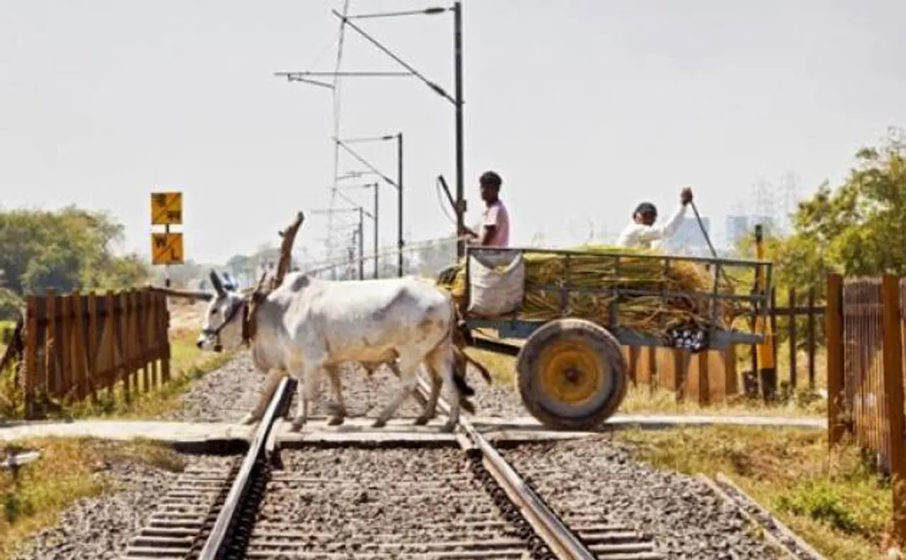 CR to alert commuters about unmanned railway crossings via SMS