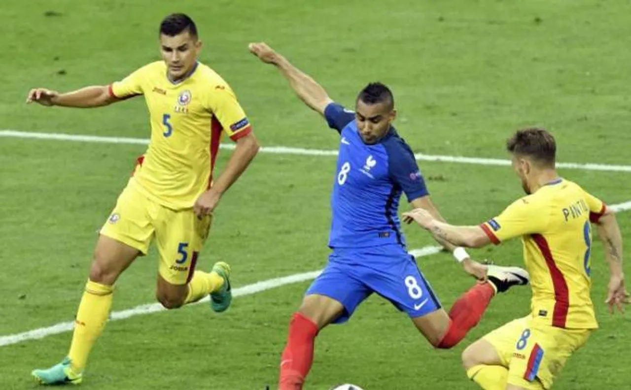  Euro 2016: France overcome pressure to win over Romania 