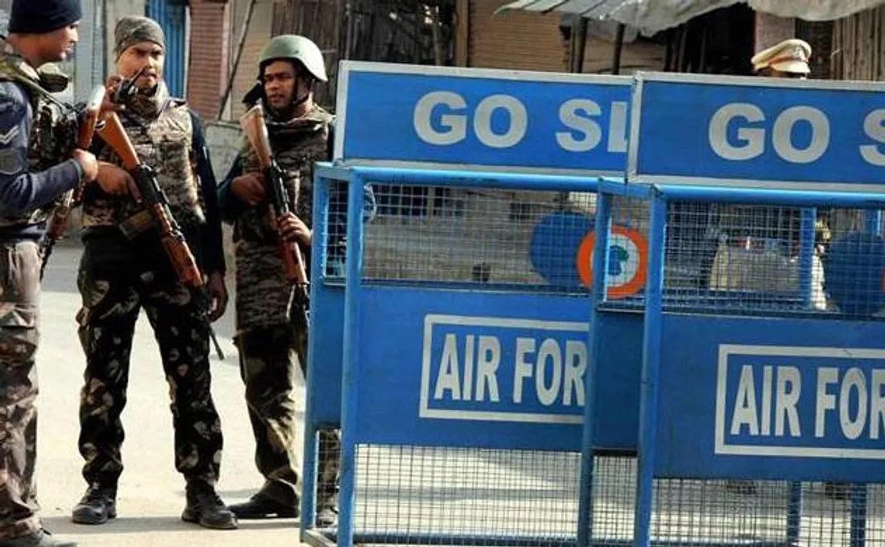 JeM leader who directed Pathankot attack flees to Afghanistan