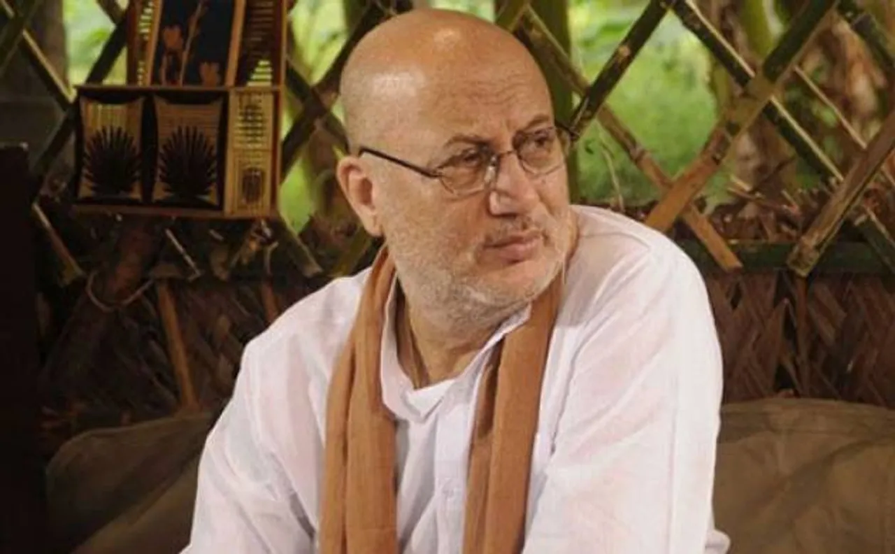 Anupam Kher wraps shooting for 500th film