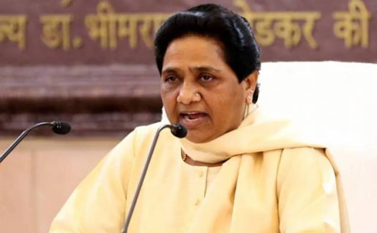 Mayawati slams SP, BJP after meeting party office bearers