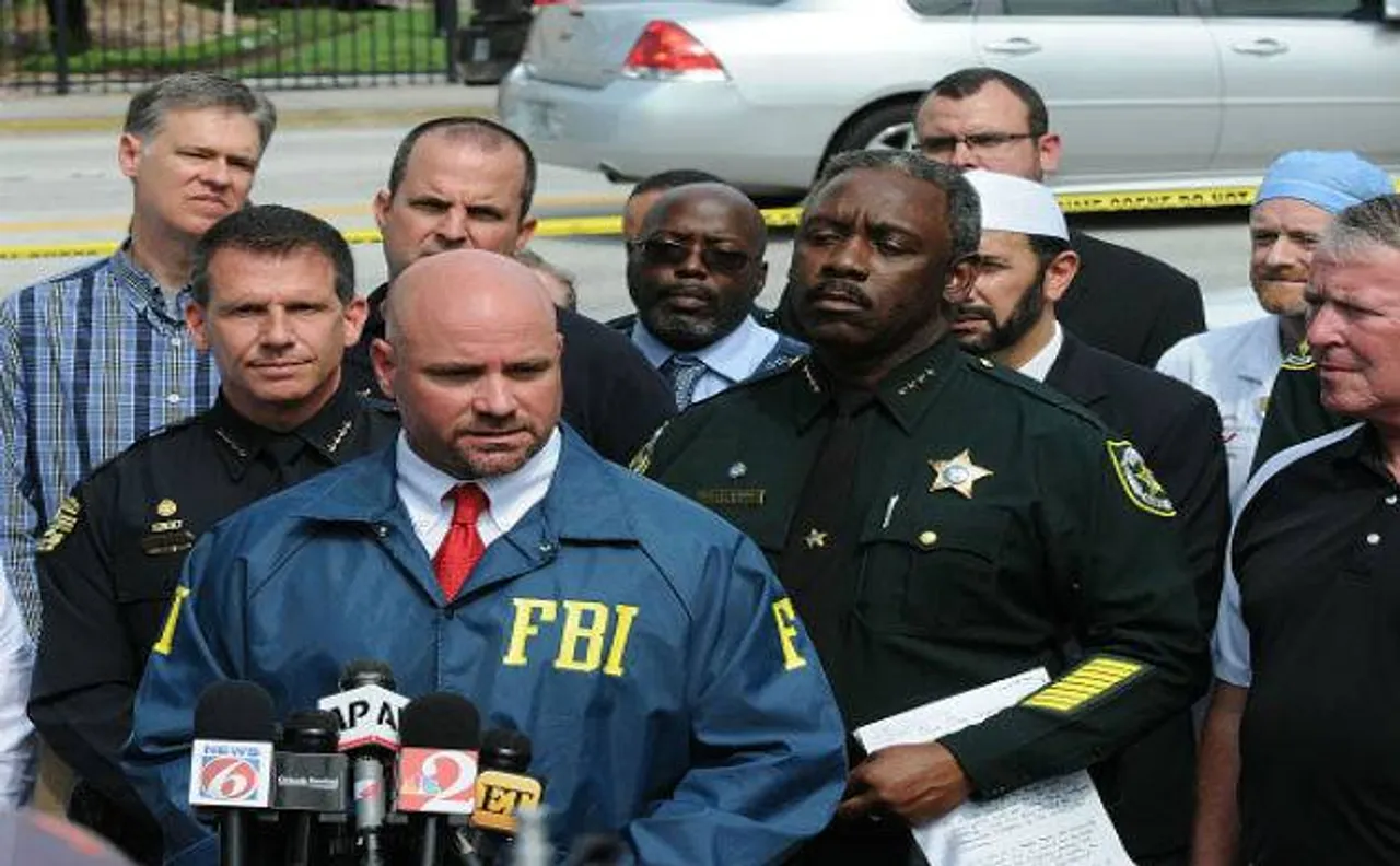 Orlando gunman said he was an Islamic soldier in 911 call, FBI says