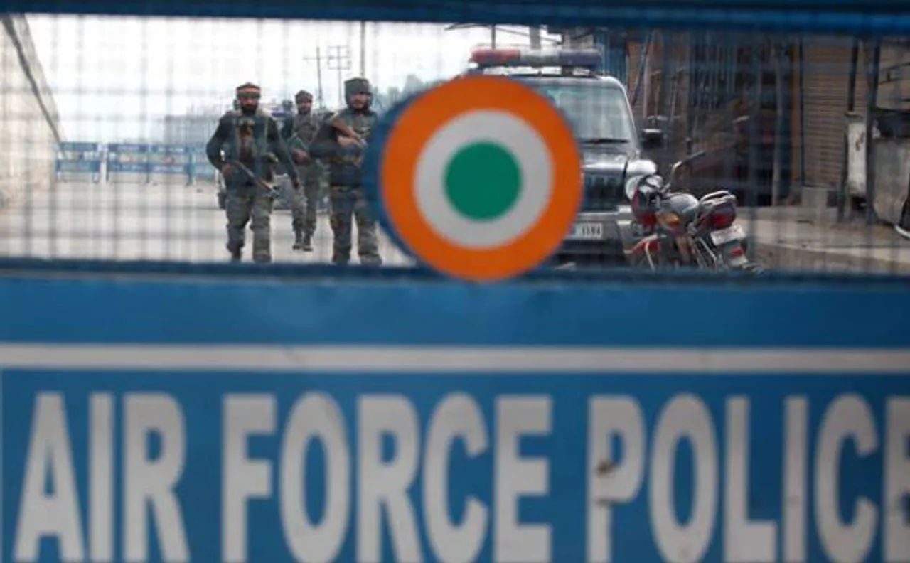 Parliamentary committee warns of another attack in Pathankot  